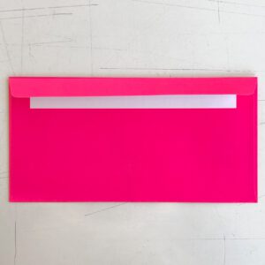 Neonkuvert, Rückseite, neonpink, Verschluss selbstklebend,